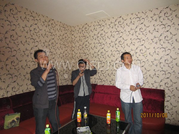 2011年10月，鄭州企鵝糧油機(jī)械有限公司--外貿(mào)部，十一國(guó)慶節(jié)團(tuán)體活動(dòng)！(圖6)