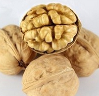 核桃深加工——核桃油，核桃粉，核桃工藝品，活性炭制品(圖1)